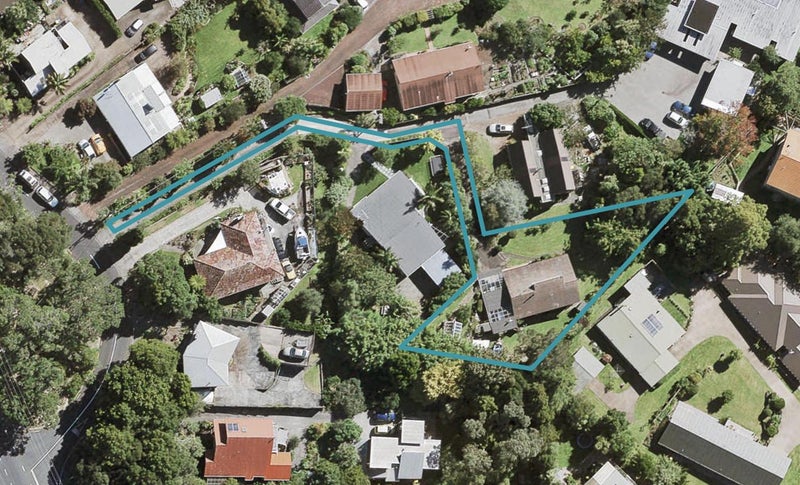 236A Old Titirangi Road, Titirangi, Auckland - Carousel 1