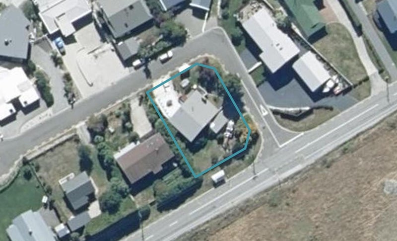 2 Mincher Road, Kelvin Heights, Queenstown - Carousel 1