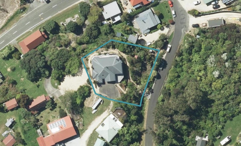 8 Gibbs Road, Collingwood - Carousel 1