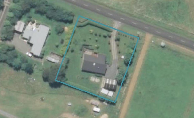75 Waikawa Beach Road, Manakau, Levin - Carousel 1