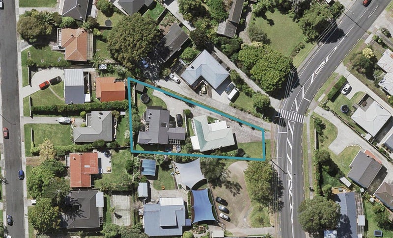 2/48 Sunnynook Road, Sunnynook, Auckland - Carousel 1