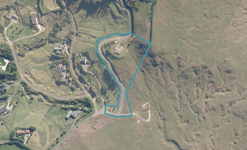 24 Edge Hill, Taupo - Carousel 1