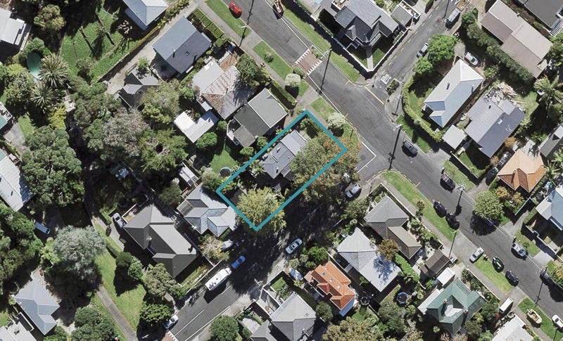 38 Warnock Street, Westmere, Auckland - Carousel 1