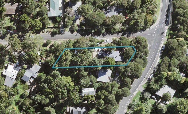 1 Brownie Road, Laingholm, Auckland - Carousel 1