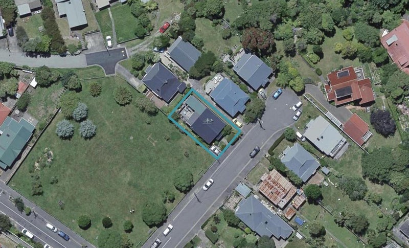 3 Ngata Street, Ngaio, Wellington - Carousel 1