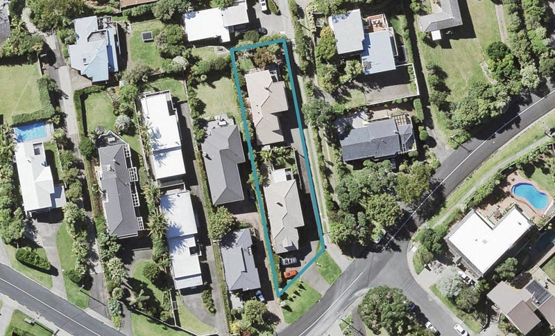 2/23 Park Rise, Campbells Bay, Auckland - Carousel 1