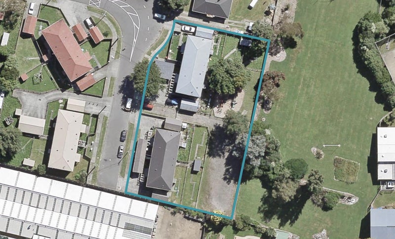 19 Manderson Grove, Fairfield, Lower Hutt - Carousel 1