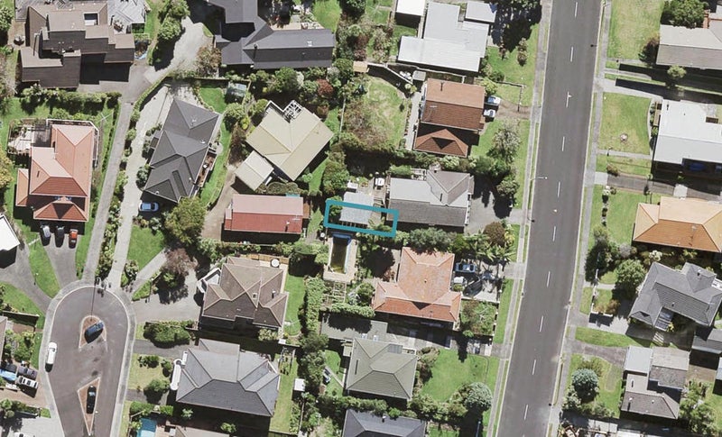 7/57 Halsey Drive, Lynfield, Auckland - Carousel 1