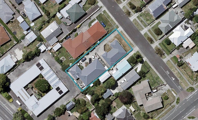 809B Queen Street East, Parkvale, Hastings - Carousel 1