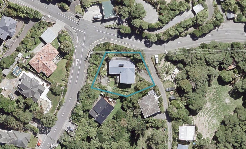 31 Akatea Road, Korokoro, Lower Hutt - Carousel 1