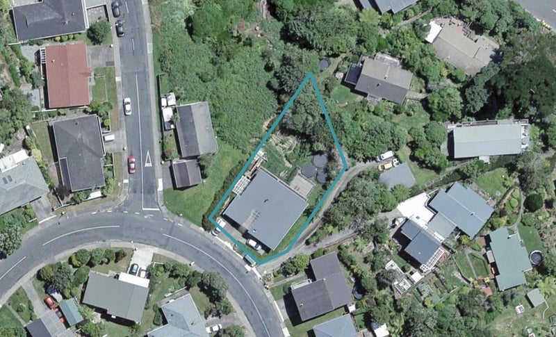 54 Thurleigh Grove, Karori, Wellington - Carousel 1