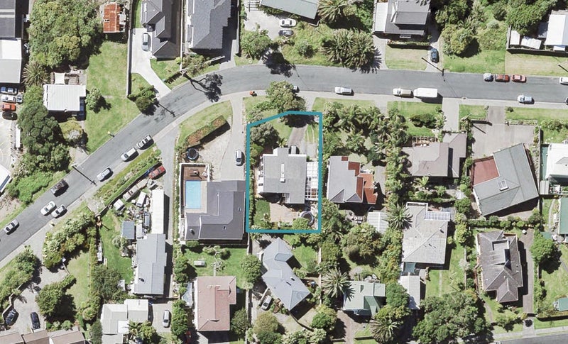 12 Argyle Road, Browns Bay, Auckland - Carousel 1