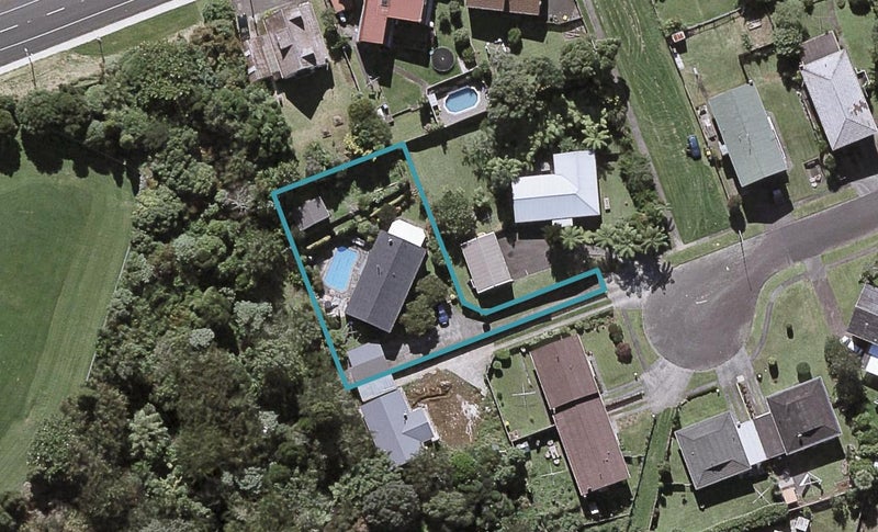 11 Newlyn Place, Welbourn, New Plymouth - Carousel 1