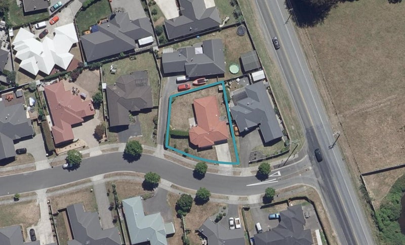 47 Stoneleigh Drive, Chartwell, Hamilton - Carousel 1