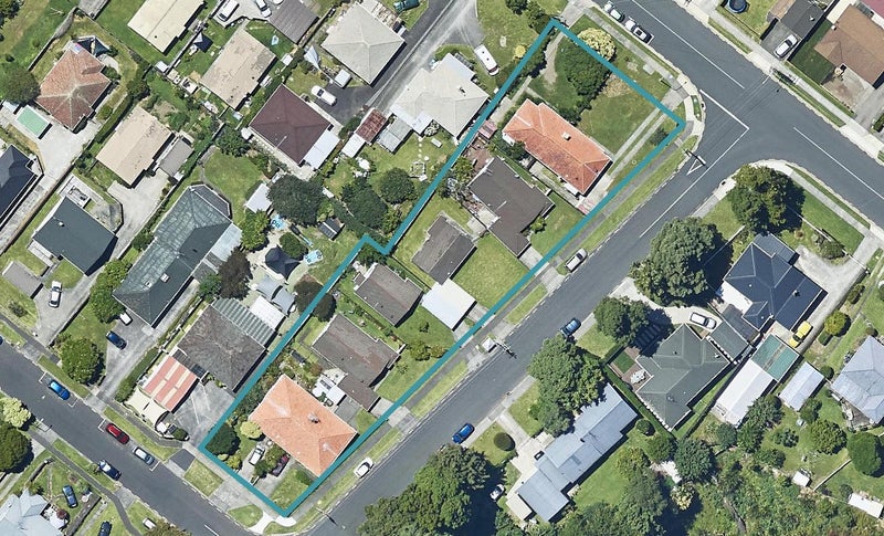 7 Botanical Road, Tauranga South, Tauranga - Carousel 1
