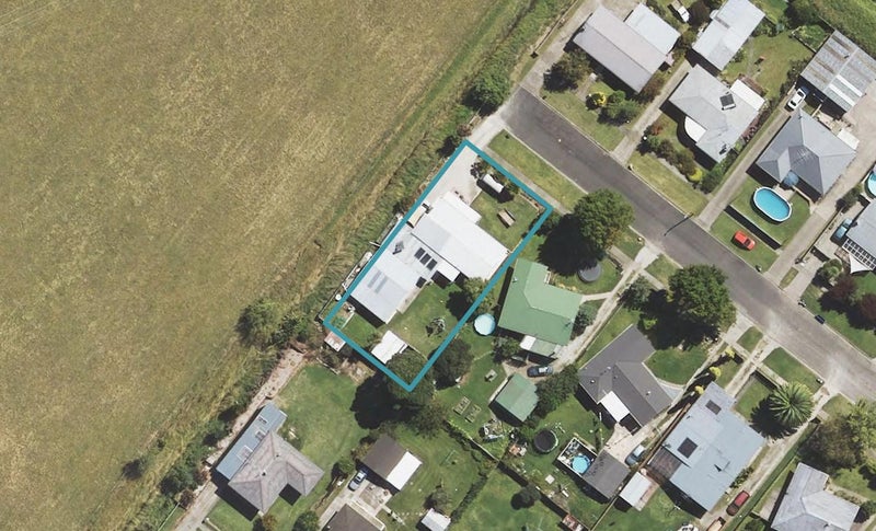 12 John Street, Mangapapa, Gisborne - Carousel 1
