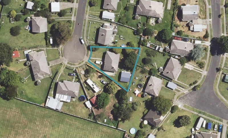 8 Rata Street, Te Hapara, Gisborne - Carousel 1