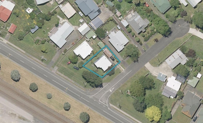 27A Eastown Road, Whanganui East, Whanganui - Carousel 1