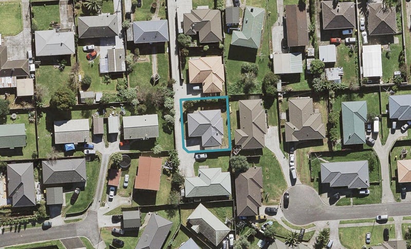 35 Plumley Crescent, Mangere, Auckland - Carousel 1