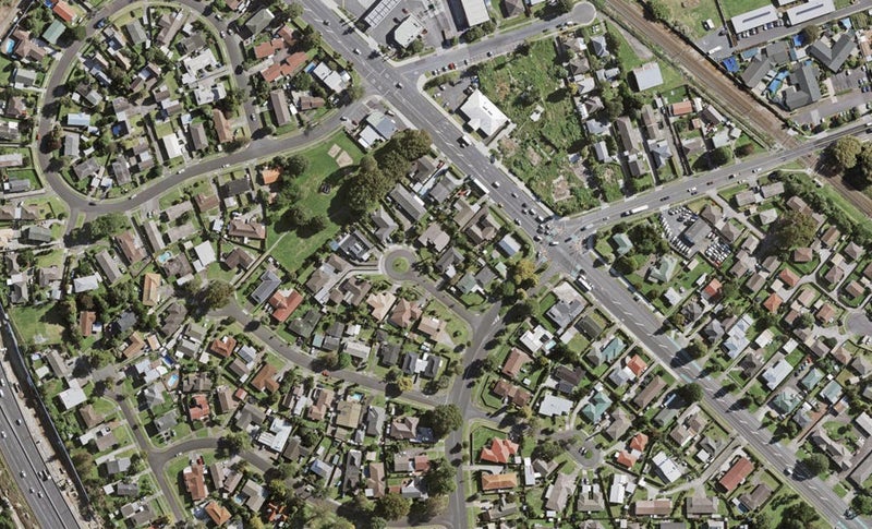 3F Tulloch Place, Conifer Grove, Takanini - Carousel 1