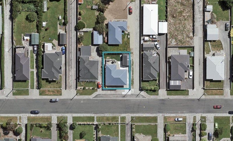 42 Price Street, Grasmere, Invercargill - Carousel 1