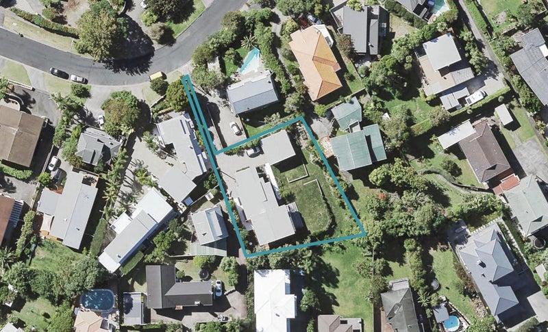 52A Penzance Road, Mairangi Bay, Auckland - Carousel 1