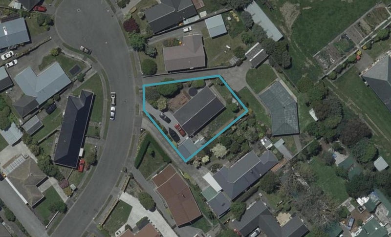 18 Renwick Place, Hillmorton, Christchurch - Carousel 1