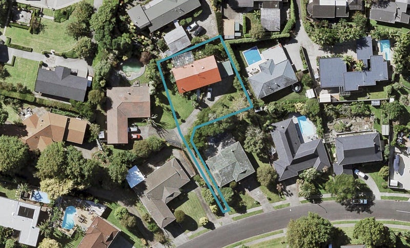9 Hamish Place, Sunnyhills, Auckland - Carousel 1