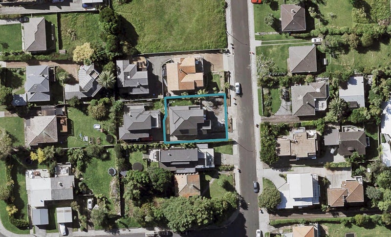 92A Rukutai Street, Orakei, Auckland - Carousel 1