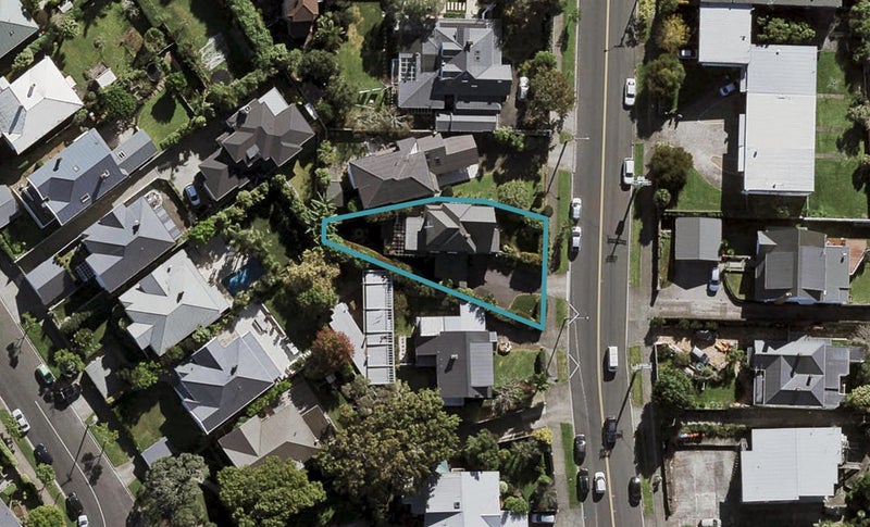 23 Ladies Mile, Remuera, Auckland - Carousel 1