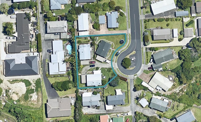 8C Ferndown Close, Brookfield, Tauranga - Carousel 1