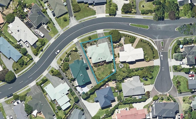 15 Wakefield Drive, Bethlehem, Tauranga - Carousel 1