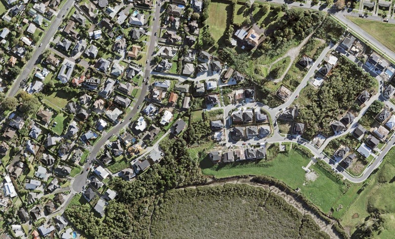 4/28 Brickworks Bay Road, Hobsonville, Auckland - Carousel 1