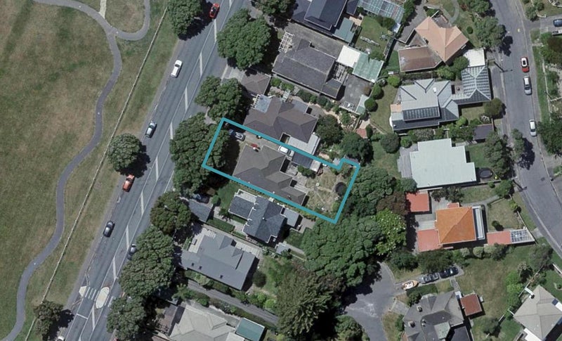 42 Para Street, Miramar, Wellington - Carousel 1