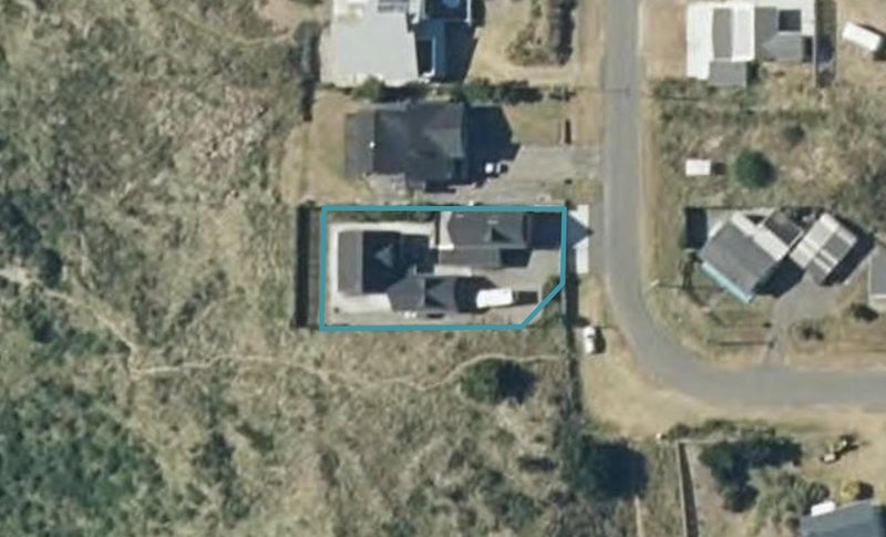 36 Marine Parade South, Foxton Beach, Foxton - Carousel 1