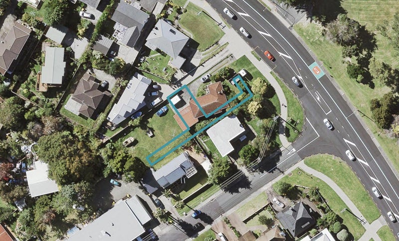 3/278 East Coast Road, Forrest Hill, Auckland - Carousel 1