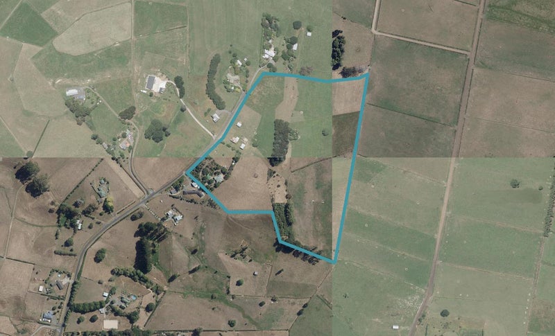 72 Robertson Road, Whatawhata - Carousel 1