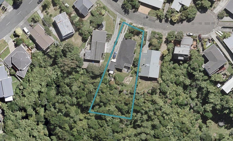 13 Fantail Grove, Belmont, Lower Hutt - Carousel 1