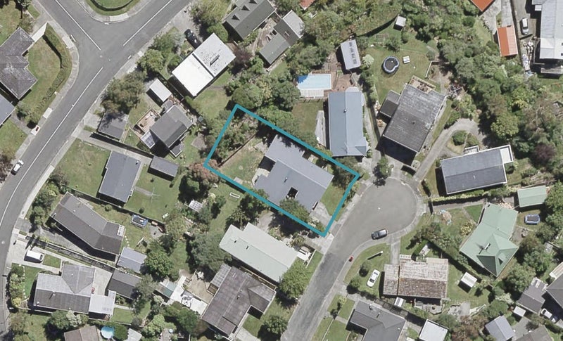7 Dunrobin Grove, Silverstream, Upper Hutt - Carousel 1