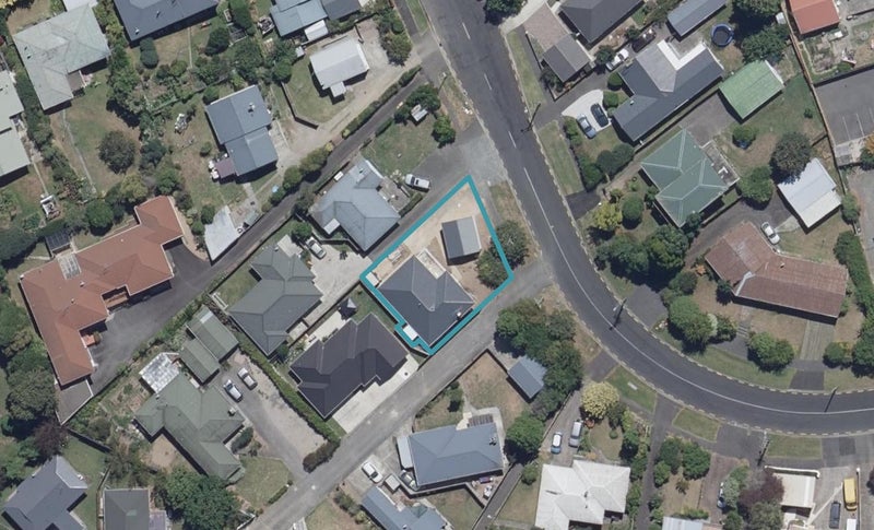 56 Mansel Avenue, Hillcrest, Hamilton - Carousel 1