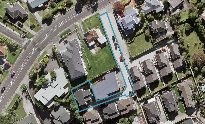 302D Hillsborough Road, Hillsborough, Auckland - Carousel 1