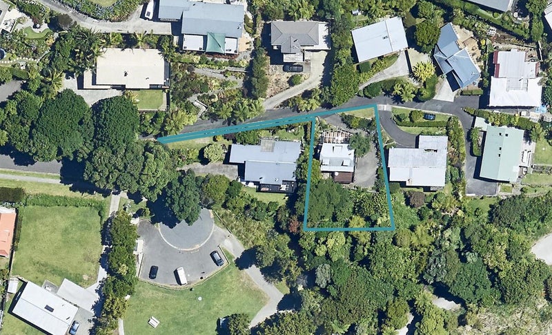 24 Coach Drive, Otumoetai, Tauranga - Carousel 1