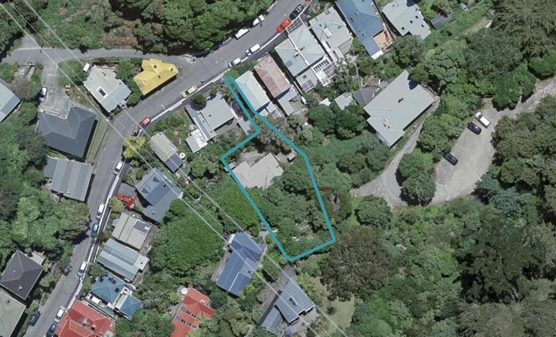 25 Holloway Road, Aro Valley, Wellington - Carousel 1