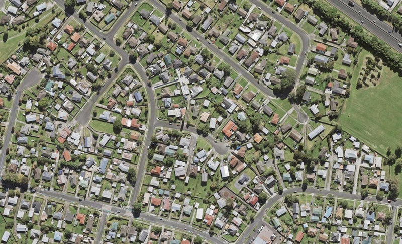 8 Humphreys Place, Mangere, Auckland - Carousel 1