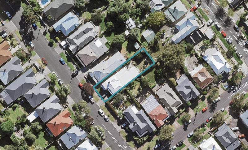 21 Elgin Street, Grey Lynn, Auckland - Carousel 1