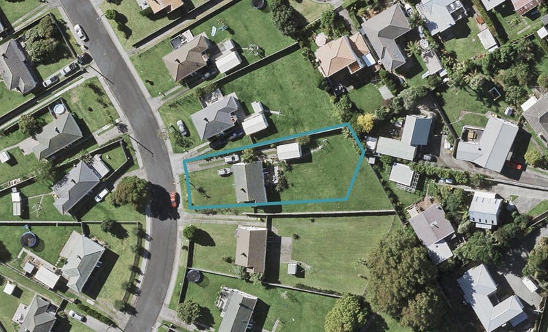 9 Plymouth Crescent, Bayswater, Auckland - Carousel 1