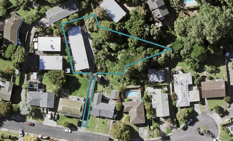 1/16 Kayeleen Place, Howick, Auckland - Carousel 1