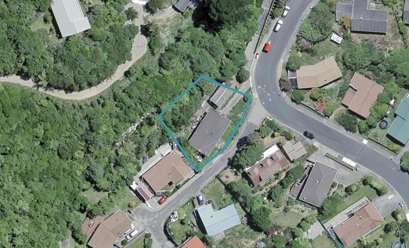 50 Hathaway Avenue, Karori, Wellington - Carousel 1
