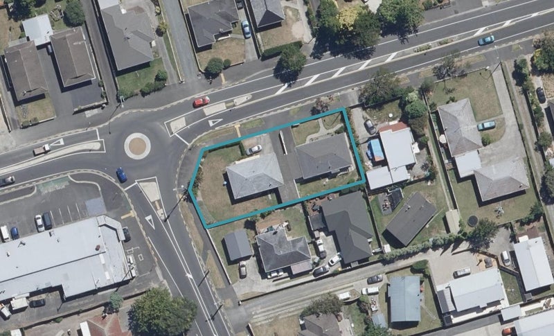 178 Clarkin Road, Fairfield, Hamilton - Carousel 1