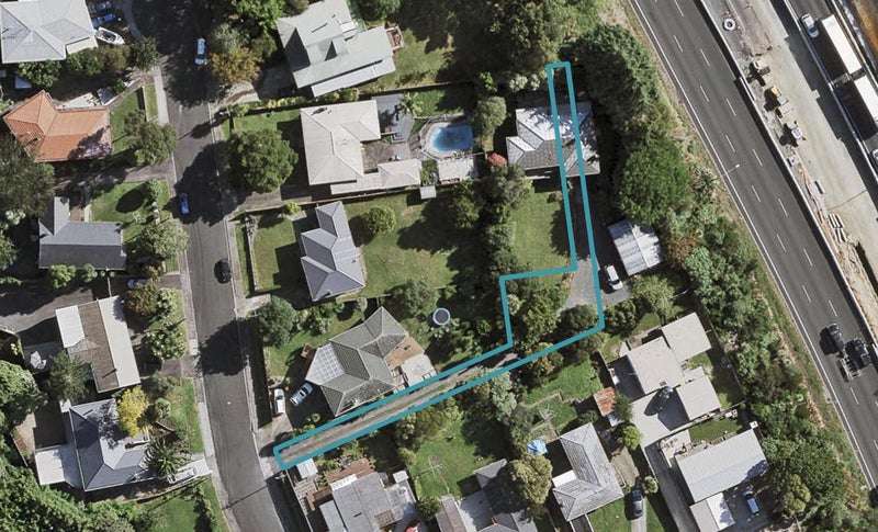 1/1 Brough Road, Manurewa East, Auckland - Carousel 1
